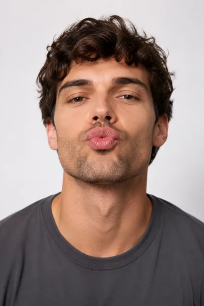 Pouty lips Chinese face reading